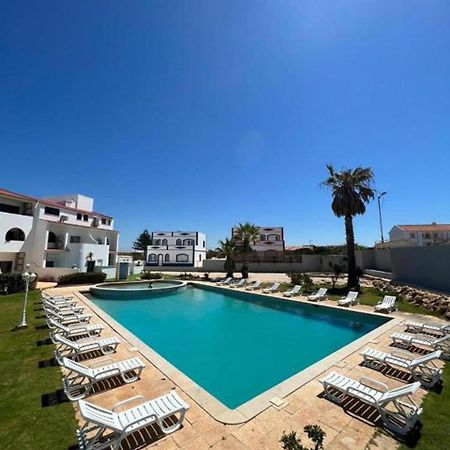Enjoy Pool, Beach And More At This Nice Apartment Only 3 Minutes From Mareta'S Beach Сагреш Екстер'єр фото